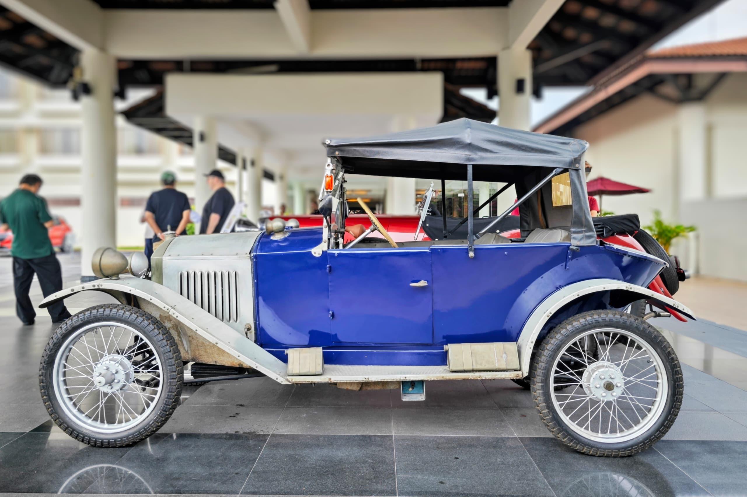 The little car that defeated two armies